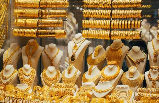سعر الذهب يرتفع 10 جنيهات اليوم الجمعة.. وعيار 21 يسجل 4885 جنيها 