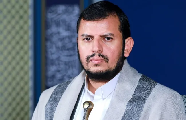 وزير دفاع الاحتلال مهددا بقتل عبد الملك الحوثى: سنرفع علم إسرائيل على اليمن 