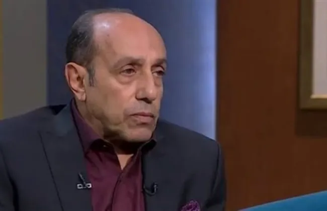 أحمد صيام يستقبل عزاء شقيقته نادية فى مسجد الحامدية الشاذلية اليوم 