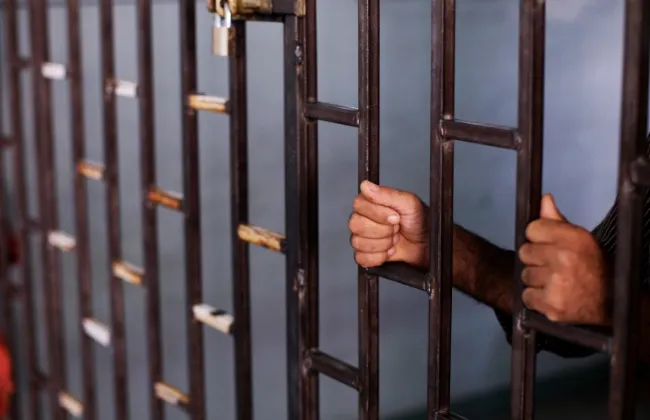 السجن 5 سنوات لمتهم باستعراض القوة وإحراز سلاح ناري بسوهاج 