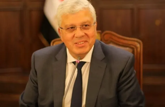 وزير التعليم العالى يهنئ العلماء المصريين بقائمة ستانفورد ضمن أفضل 2% بالعالم 