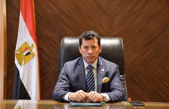 وزير الرياضة يلتقي شير الشريف والدهراوي لبحث دعم الكاراتيه المصري 