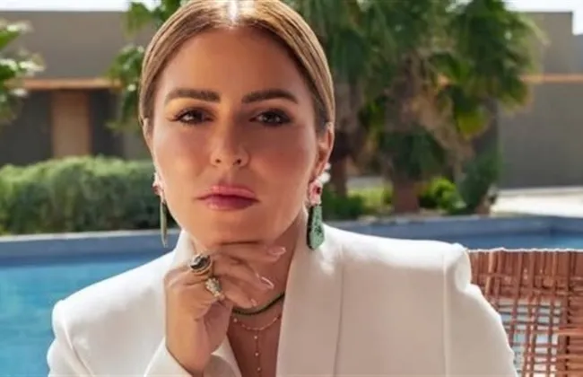 اليوم الحكم على مها الصغير في اتهامها بسرقة لوحات فنانة دنماركية