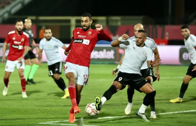 الشوط الأول..الأهلي يتقدم على طلائع الجيش بهدف في كأس عاصمة مصر