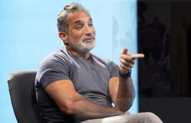 مواجهة ساخنة بين باسم يوسف وآلان ديرشوفيتز في برنامج بيرس مورغان