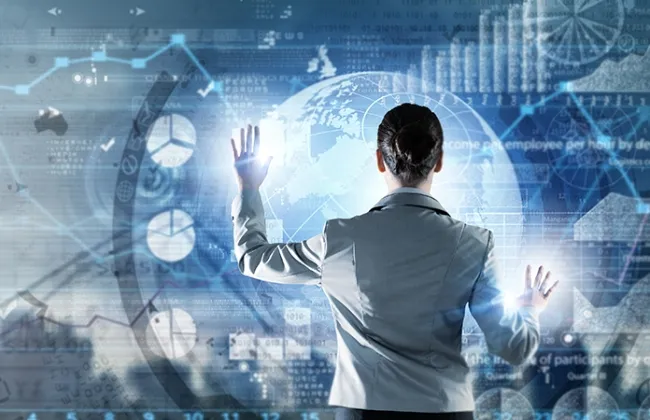 المرأة تقود التحول الرقمي عالميًا في قطاع التكنولوجيا