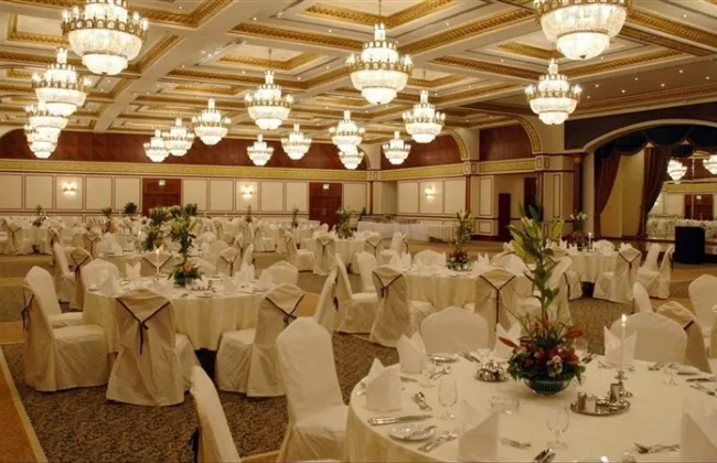 تفاصيل قرار غلق قاعات الأفراح