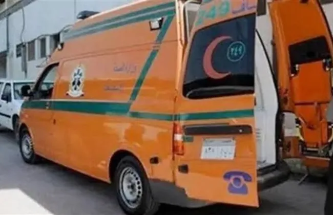 تفاصيل الحادث: اصطدام مباشر بين نصف نقل وسيارة جامبو