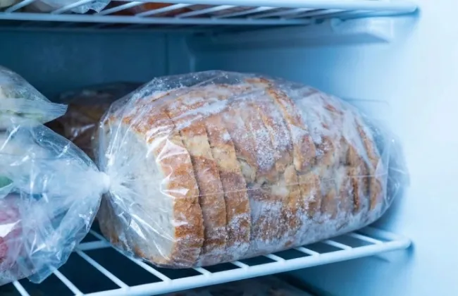  استشاري مناعة توضح الطريقة الصحيحة لتخزين الخبز وتنفي علاقته بالإصابة بالسرطان