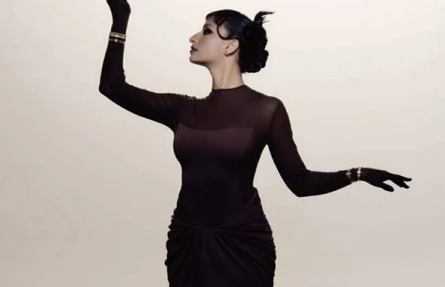 أميرة أديب تخوض تجربة عالمية في السلسلة الوثائقية 