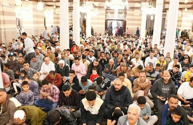 الأوقاف في خطبة الجمعة: إتقان العمل واجب حضاري.. والوعي حصن الأمان ضد 