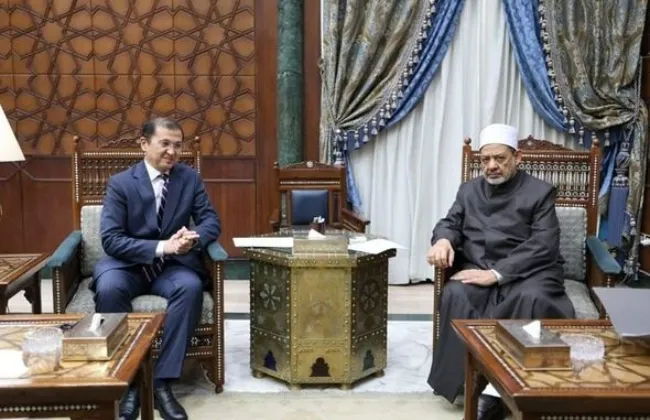 شيخ الأزهر يشيد بمواقف إسبانيا تجاه غزة ويعلن زيادة المنح الدراسية لأبنائها