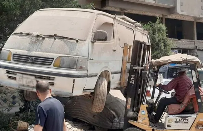 حملات مرورية مكثفة ورفع 34 مركبة مهملة خلال 24 ساعة