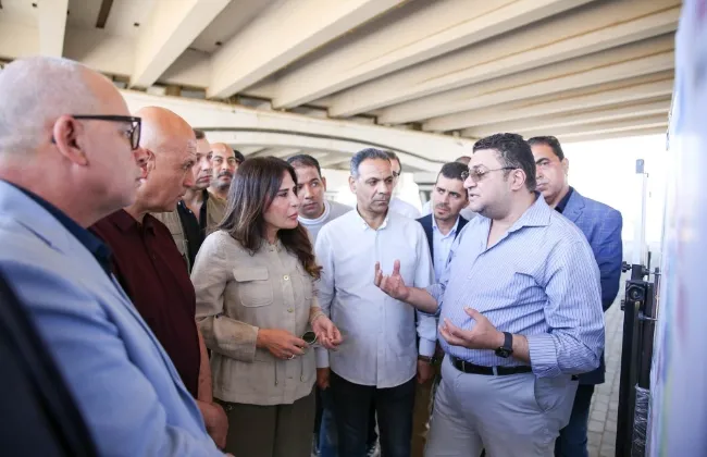 وزيرة الإسكان تتفقد أعمال ربط خطوط الصرف الرئيسية بمدينة القاهرة الجديدة