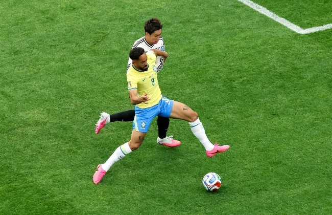 البرازيل تضرب اليابان بالقاضية القاتلة وتتأهل لدور الـ16 فى كأس العالم