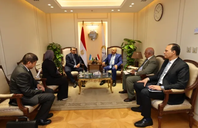 سفير أوزبكستان لوزير النقل: القاهرة بوابة طقشند للوصول إلى أفريقيا
