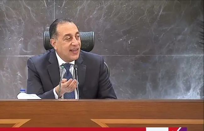 مدبولى: متابعة يومية مع وزيري الكهرباء والبترول لتوفير الوقود لمحطات الكهرباء