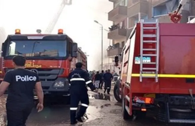 مصرع سيدة وإصابة شخص آخر فى حريق التهم 6 منازل بقرية الجلاوية بساقلته