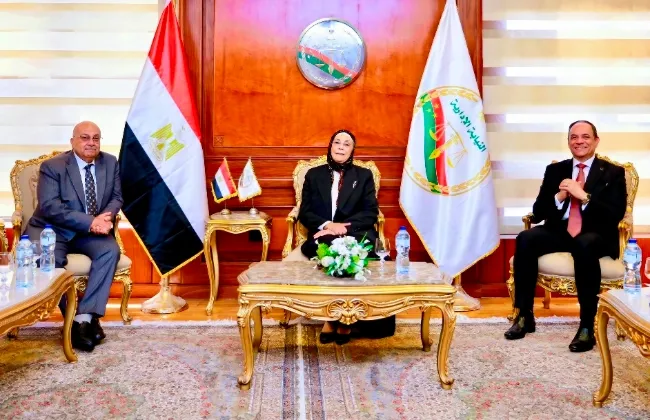 رئيسة هيئة النيابة الإدارية تستقبل وفد نادى قضاة مصر للتهنئة بتوليها منصبها