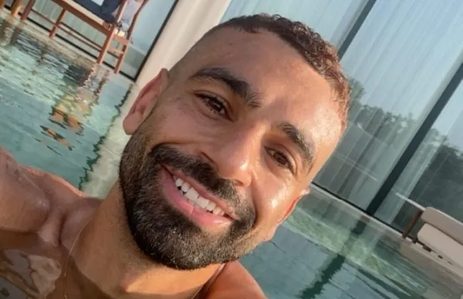 محمد صلاح يقضي عطلته الصيفية في اليونان.. وترقب لحسم مستقبله مع بشكتاش