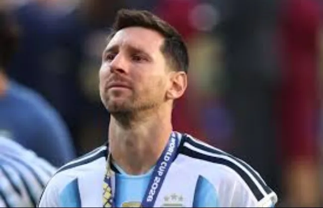 ميسي يعلق مشاركته مع إنتر ميامي بسبب وفاة والده