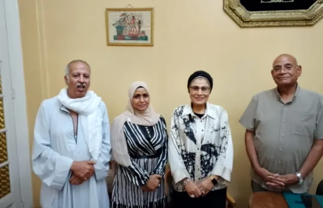 لبحث تنفيذ حكم إجراء انتخابات المعلمين.. وفد من الجمعية العمومية يلتقي محاميهم