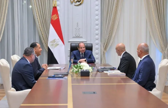 الرئيس السيسي: الامتحانات في البكالوريا المصرية من كتب الوزارة والتقييمات المعتمدة