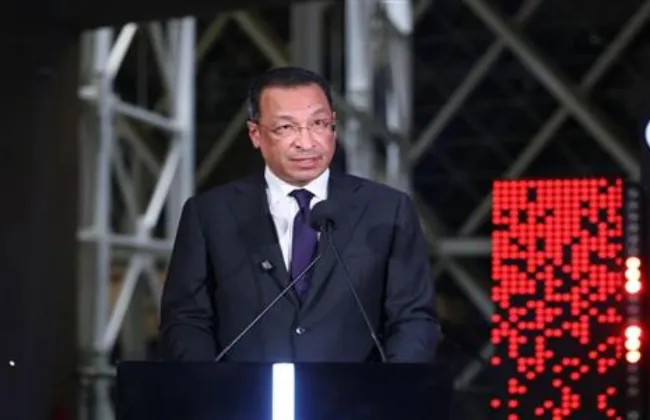 وزير الاتصالات: استثمارات بمليار دولار لإنشاء مراكز بيانات في مصر