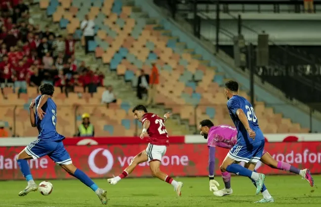 مباراة الأهلى ضد أبو قير للأسمدة في الدورى المصرى