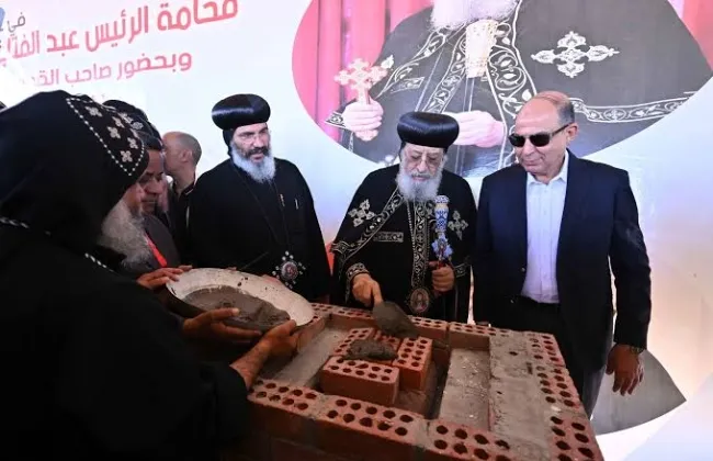 البابا تواضروس يفتتح مبانى جديدة بدير العذراء والملاك بالبهنسا بحضور محافظ المنيا