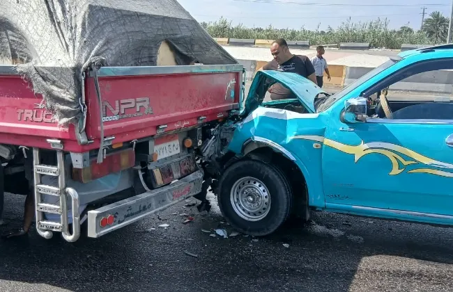 تصادم 3 سيارات على طريق إسكندرية الصحراوى بسبب بقعة زيت وإصابة شخص
