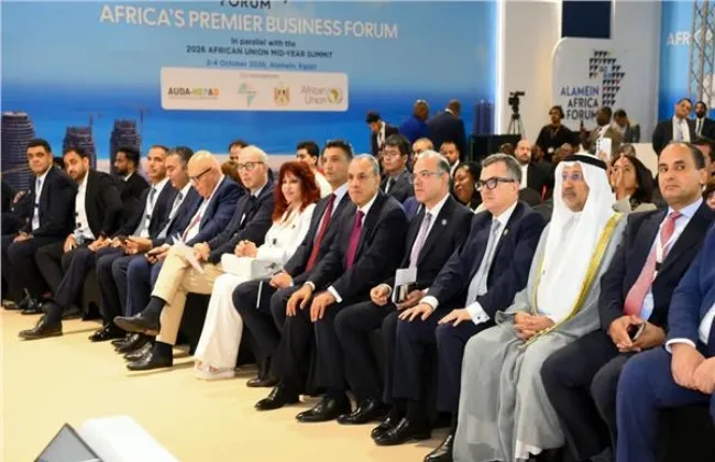 وزير الخارجية يستضيف عشاء على شرف المشاركين بفعاليات منتدى العلمين أفريقيا