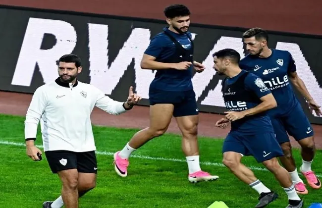 التعادل السلبى يحسم الشوط الأول بين الجيش الرواندى والزمالك